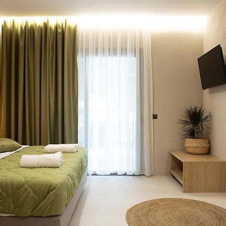Olympus Suites Paralia Panteleimonos Extérieur photo