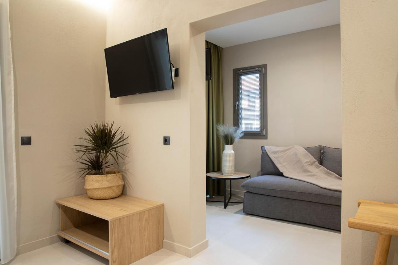 Olympus Suites Paralia Panteleimonos Extérieur photo